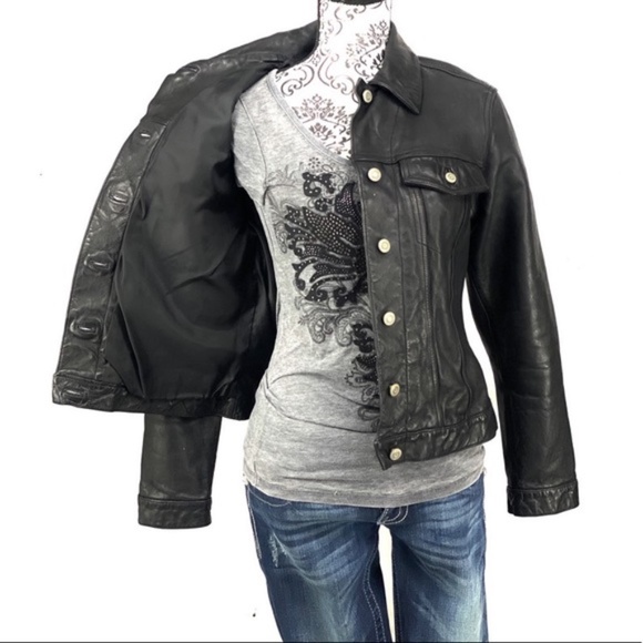 GAP- Cropped Leather Icon Trucker Jacket - Picture 4 of 8